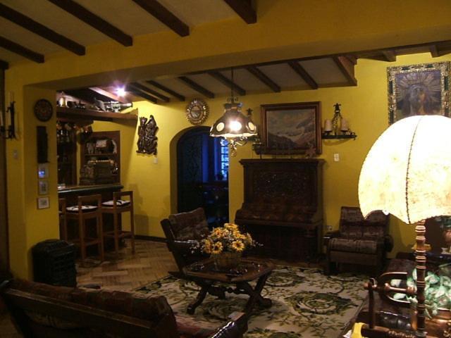 Hotel Los Alpes Quito Zewnętrze zdjęcie