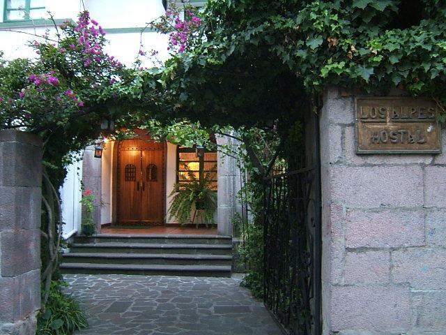Hotel Los Alpes Quito Zewnętrze zdjęcie